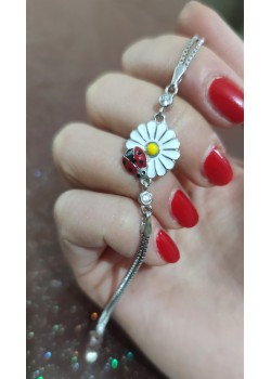 Mineli papatya ve uğur böceği motif gümüş bileklik