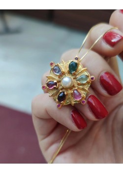 İncili çiçek motif gümüş kolye 