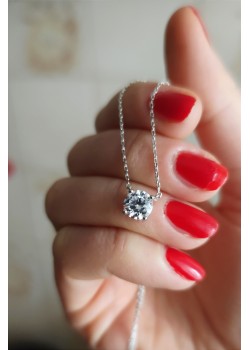 1.25 carat boyutunda tektaş gümüş kolye