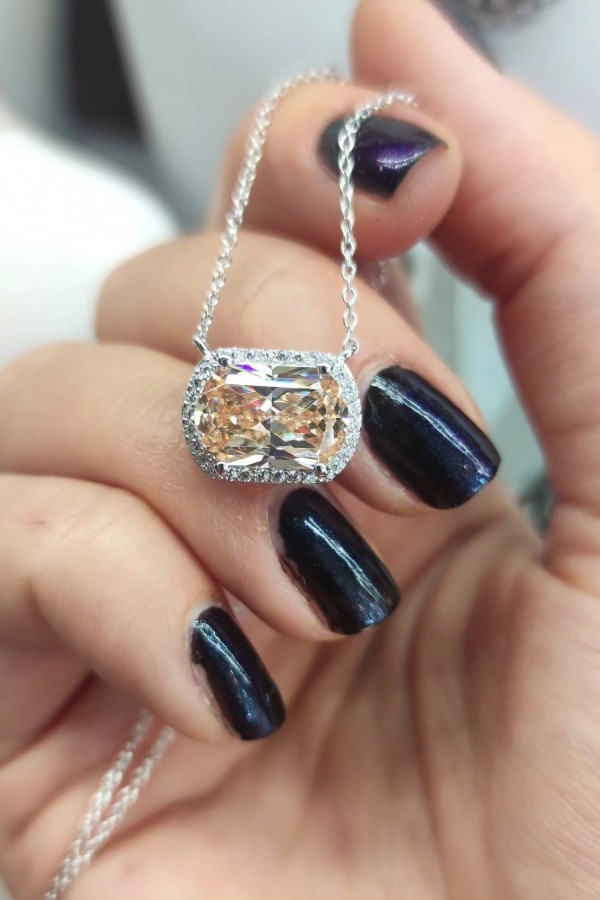 Mozanite ve Topaz taşlı gümüş kolye Mozanite ve Topaz taşlı gümüş kolye