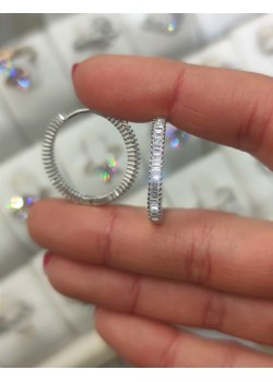 6 numara baget taşlı gümüş halka küpe çifti