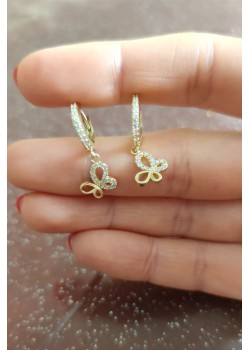 Kelebek motif gümüş küpe çifti 