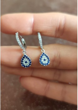 Nazar boncuklu damla motif gümüş küpe çifti 
