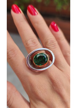 Peridot taşlı gümüş tasarım yüzük 