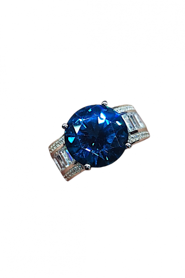 Mozanite ve London Blue Topaz taşlı gümüş yüzük