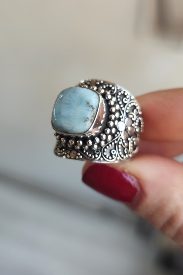 Larimar taşlı büyük boy gümüş yüzük Larimar taşlı büyük boy gümüş yüzük