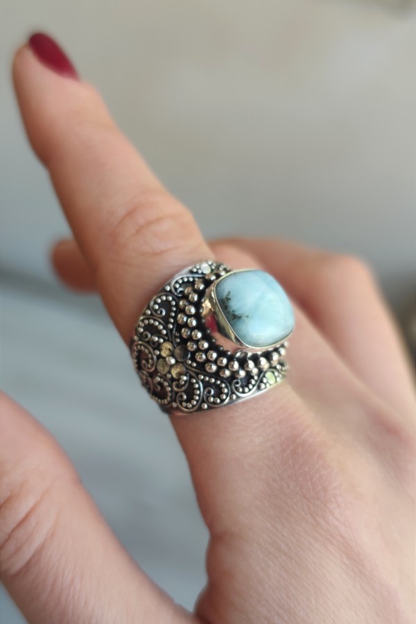 Larimar taşlı büyük boy gümüş yüzük Larimar taşlı büyük boy gümüş yüzük