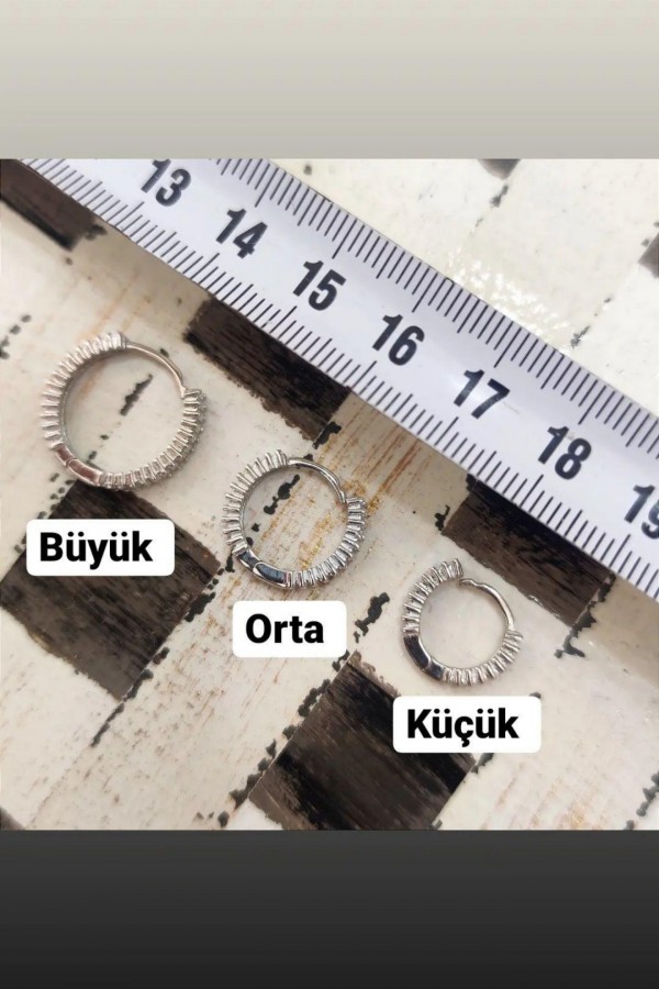 2 Numara Baget Taşlı Gümüş Halka Küpe Çifti (Orta)