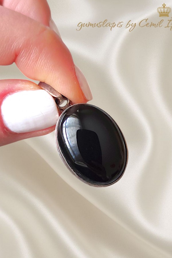 Onix Taşlı Oval İri Motif Gümüş Kolye Ucu