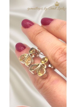 Üç Sitrin Taşlı Gümüş Küpe Çifti 