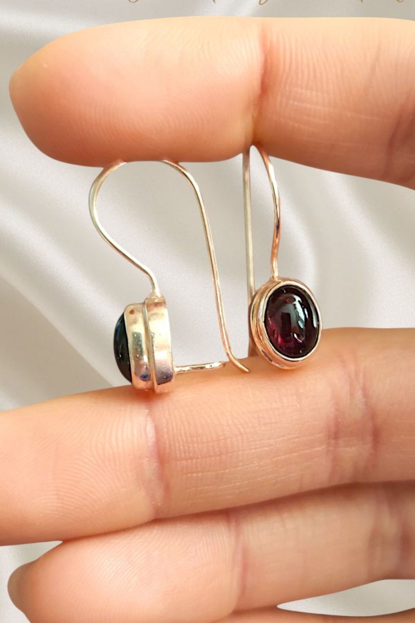 Lal Taşlı Gümüş Küpe Çifti 