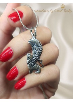 Griffon Kanatlı Aslan Motif Gümüş Kolye