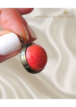 Mercan Taşlı Yuvarlak Motif Gümüş Kolye Ucu