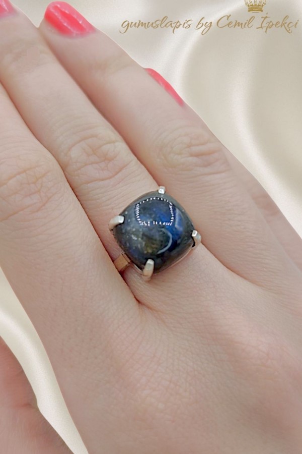 Labradorit Taşlı Gümüş Yüzük 