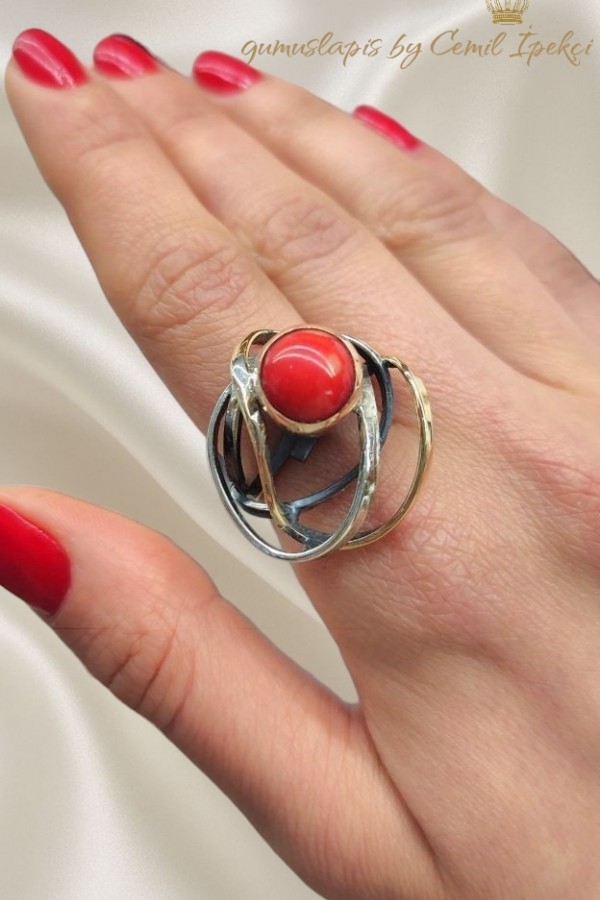 Mercan Taşlı Gümüş Yüzük 