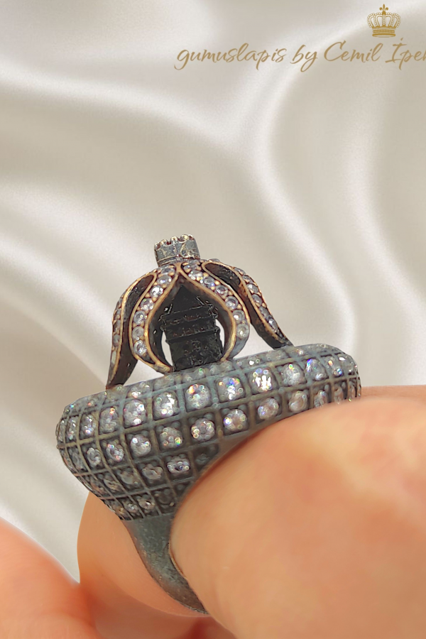 Zirkon Taşlı İçi Galata Kulesi Motif Gümüş Yüzük