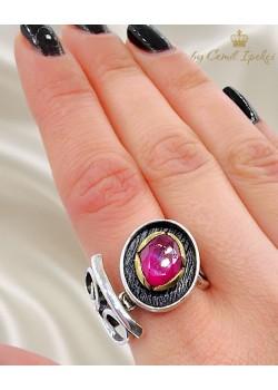 Yakut Taşlı Yanı İşli Gümüş Yüzük 