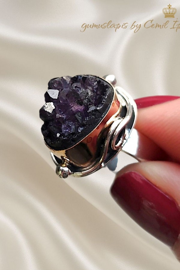 İşlenmemiş Ametist Taşlı Küçük Boy Gümüş Yüzük 