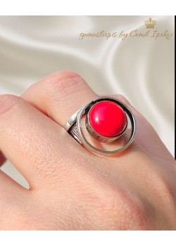 Mercan Taşlı Yuvarlak Motif Gümüş Yüzük