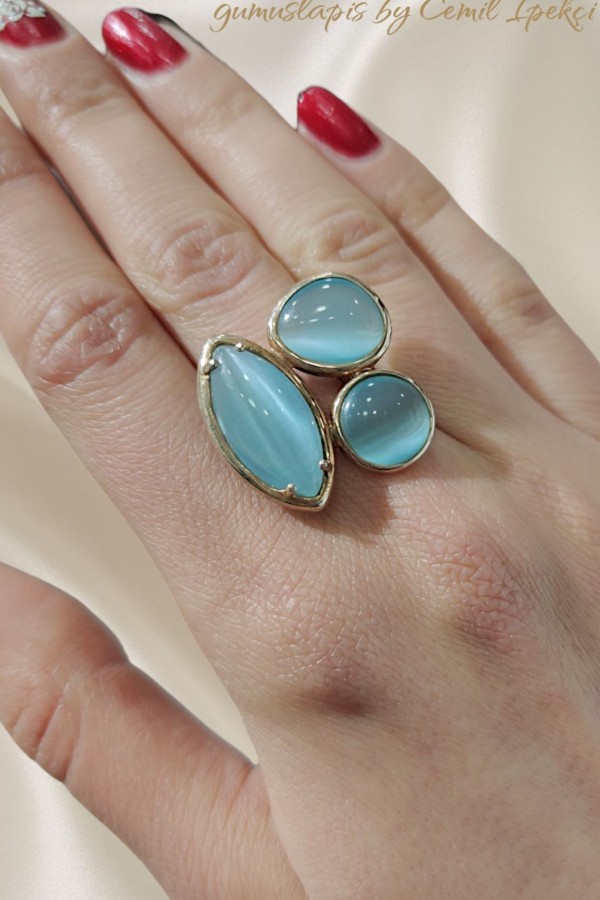 Üç Kedigözü Taşlı Gümüş Yüzük 