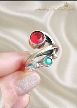 Yakut ve Zümrüt Taşlı Sarmal Gümüş Yüzük 