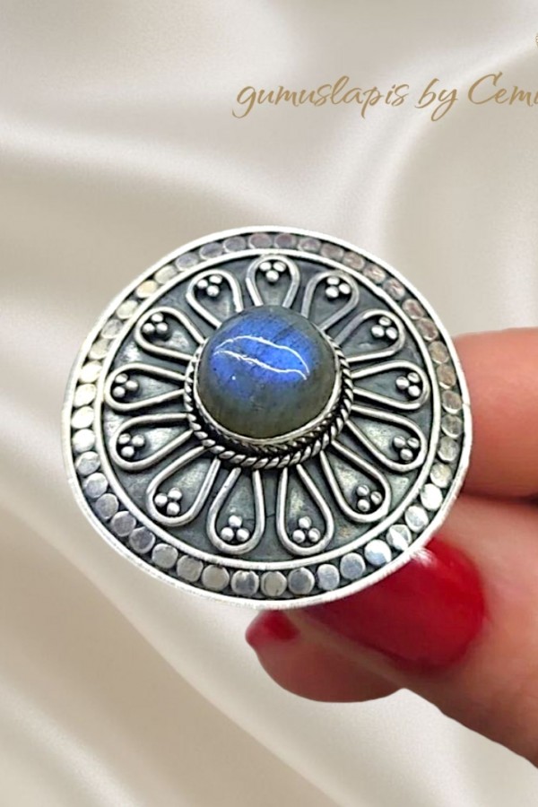 Labradorit Taşlı Gümüş Yüzük