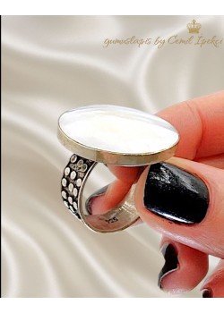 Sedef Taşlı Yuvarlak Motif Gümüş Yüzük 
