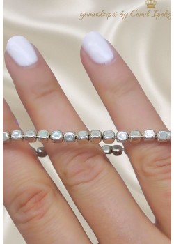 İçi Dolu Küp Motif Taşsız Gümüş Bileklik 