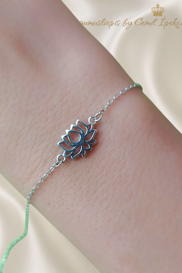 Lotus Motif Taşsız Gümüş Mini Bileklik 