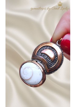 İstiridye Kabuğunun Taşlaşmış Hali Gümüş Tasarım Kolye Ucu 