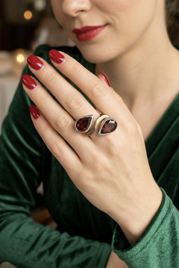 Mürdüm Topaz Taşlı Gümüş Tasarım Yüzük