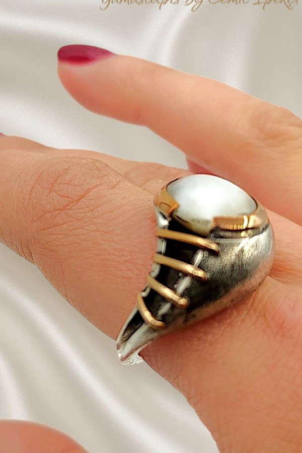 Sedef Taşlı Gümüş Tasarım Yüzük