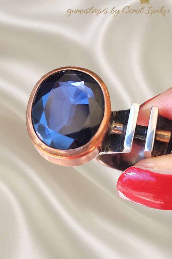 Safir Taşlı Gümüş Tasarım Yüzük 