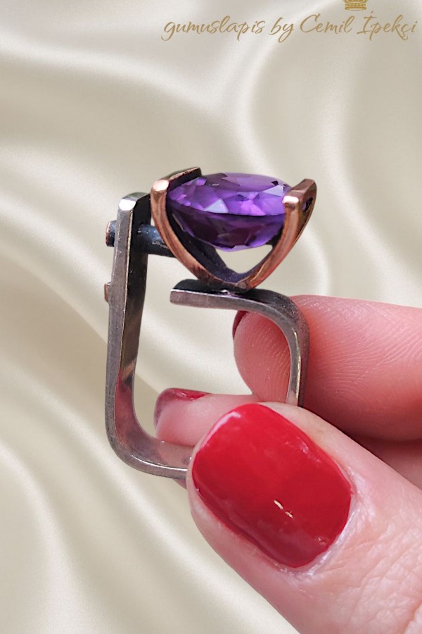 Ametist Taşlı Gümüş Tasarım Yüzük 