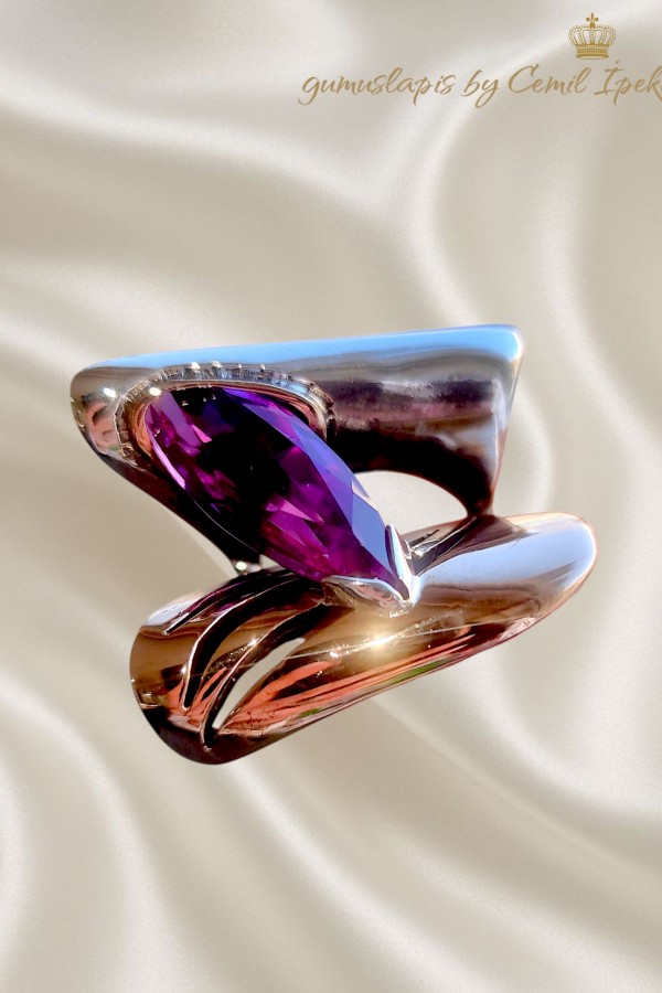 Alexanderite Taşlı Gümüş Tasarım Yüzük