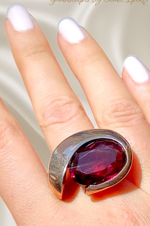 Alexanderite Taşlı Gümüş Tasarım Yüzük