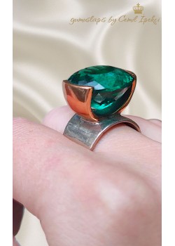 Koyu Peridot Taşlı Gümüş Tasarım Yüzük 