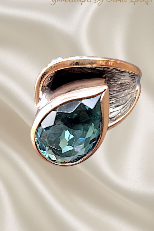 Yeşil Ametist Taşlı Gümüş Tasarım Yüzük