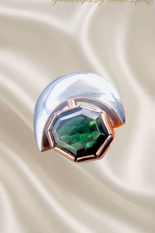 Peridot Taşlı Gümüş Tasarım Yüzük 