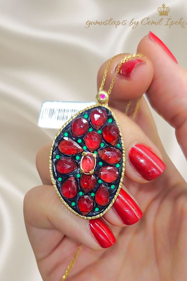 Lal ve Zümrüt Taşlı Gümüş Kolye 