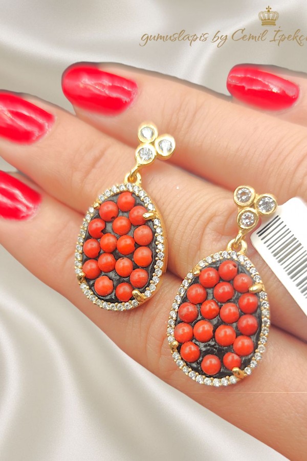 Mercan Taşlı Gümüş Küpe Çifti