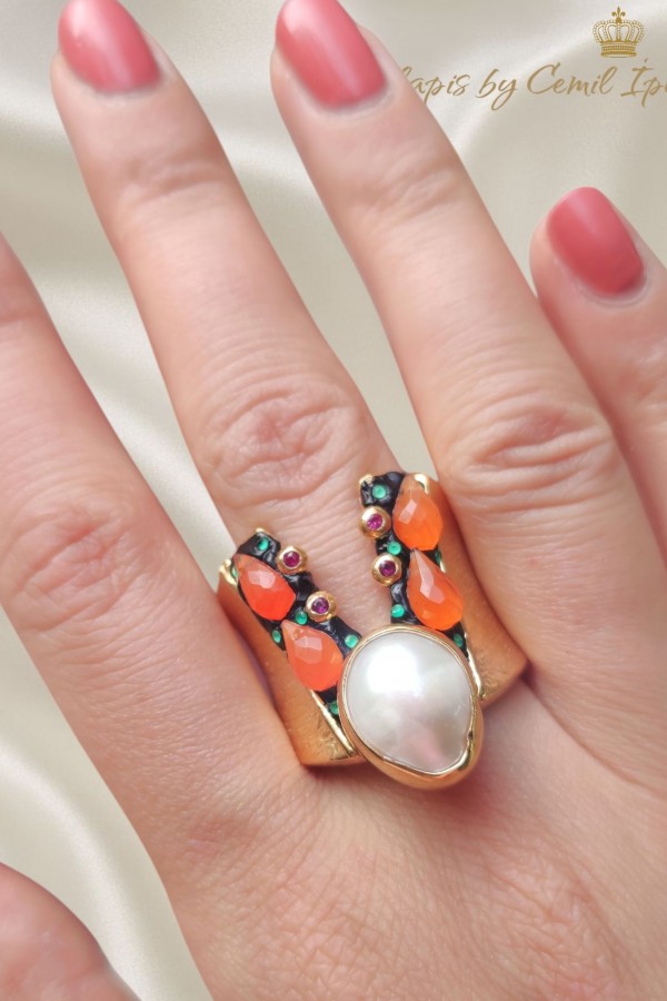 Akik ve İnci Taşlı Gümüş Yüzük 