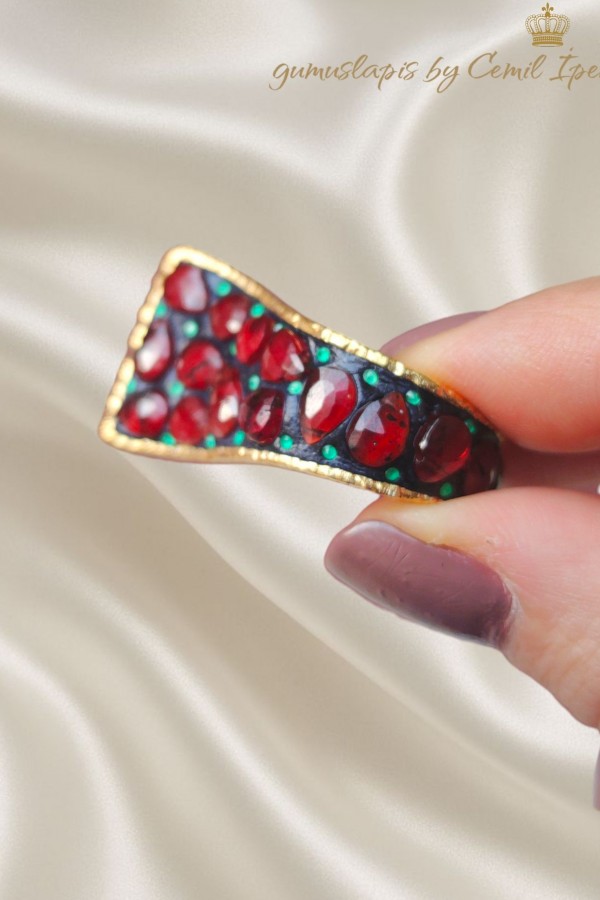 Lal ve Zümrüt Taşlı Gümüş Yüzük 