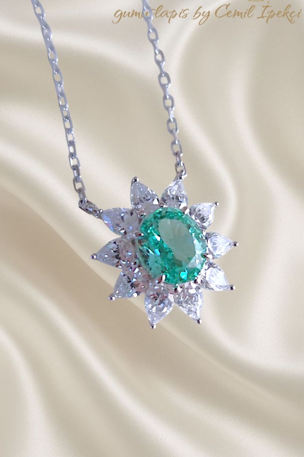 Su Yeşili Taşlı Gümüş Deep Kolye 