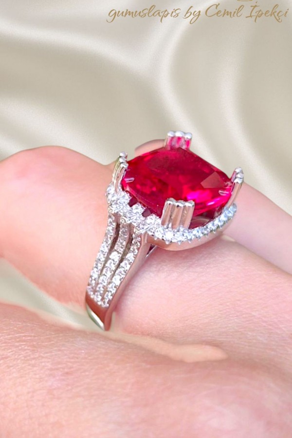 Kırmızı Taşlı Gümüş Deep Yüzük