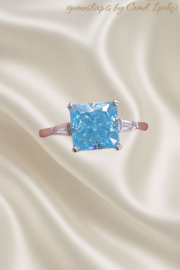 Lab Mavi Topaz Taşlı Gümüş Mini Deep Yüzük