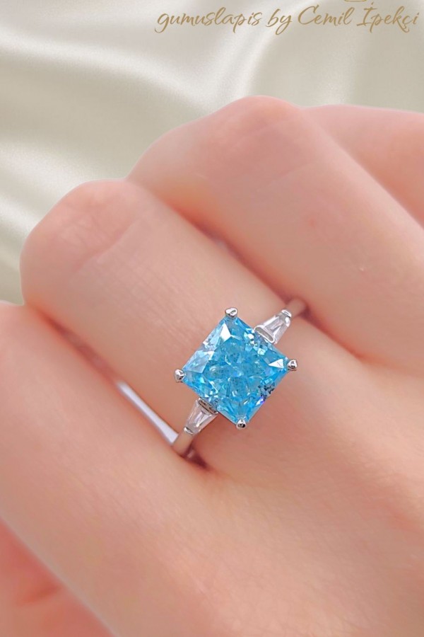 Lab Mavi Topaz Taşlı Gümüş Mini Deep Yüzük