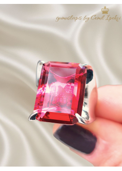 Kırmızı Taşlı Küçük Dikdörtgen Motif Gümüş Yüzük