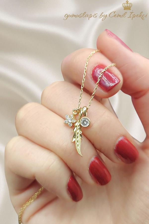 Yıldız Tüy ve Tektaş Motif Gümüş Kolye 