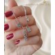 LOVE Yazılı Kalp Kilit ve Taş Motif Gümüş Kolye LOVE Yazılı Kalp Kilit ve Taş Motif Gümüş Kolye